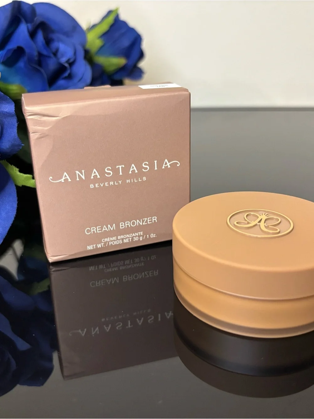 NWT Anastasia Beverly Hills Cream Bronzer - Golden Tan - 1 oz size